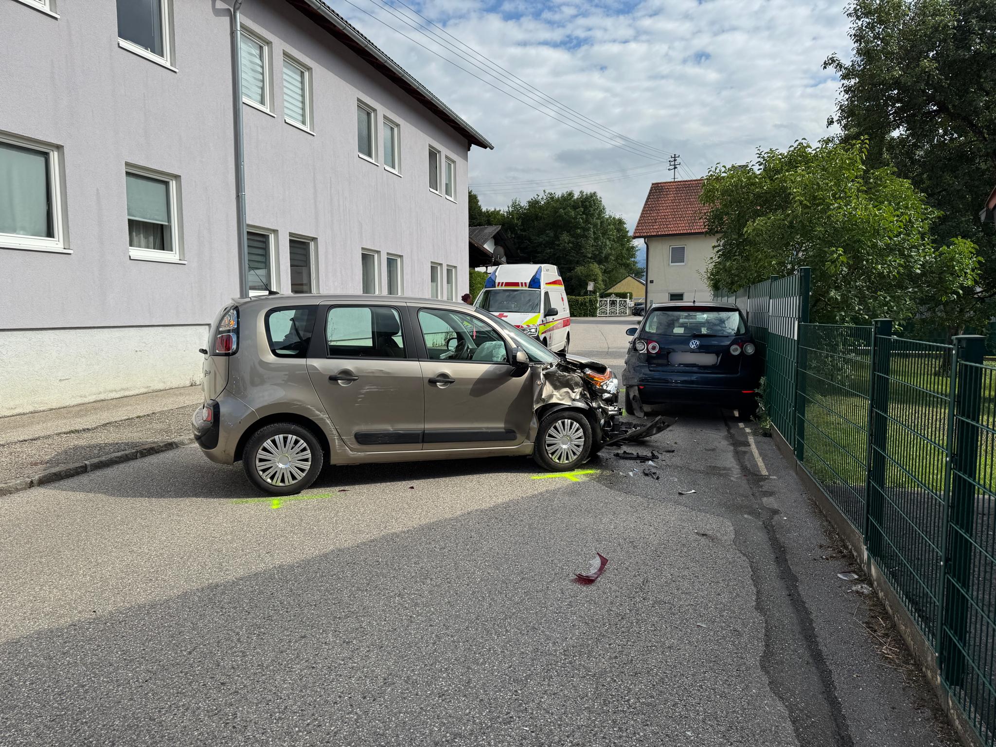 Einsatzfoto Verkehrsunfall ...
